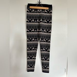 Forever 21 brown tan holiday winter reindeer snowflake print knit legging pant
